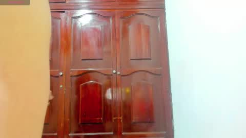 ronald and victoria online show from 12.29.24