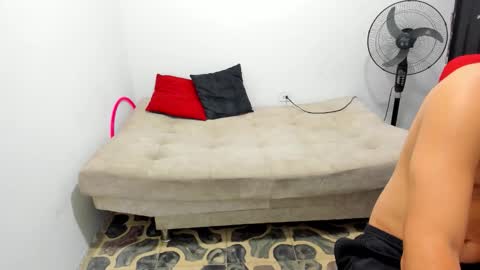 ronald and victoria online show from 02.16.26