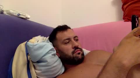 Snapshot of horsechris chatting on 09.12.25 Chriss90 online show from 09.12.25