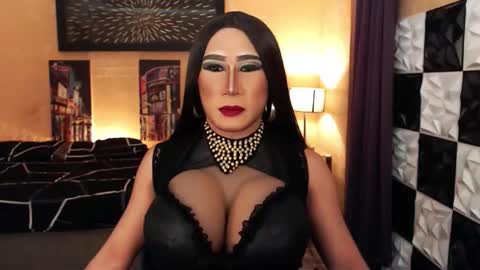 Snapshot of horsecockjessica chatting on 10.12.25 horsecockjessica online show from 10.12.25