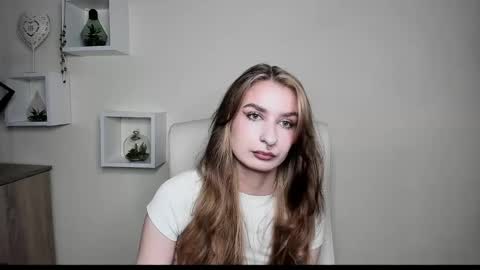 NINA online show from 10.22.25