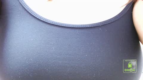 Snapshot of hot_and_pretty chatting on 12.25.24 Lila online show from 12.25.24