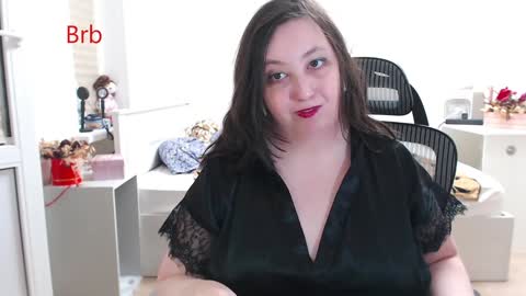 Snapshot of hot_and_pretty chatting on 12.29.24 Lila online show from 12.29.24