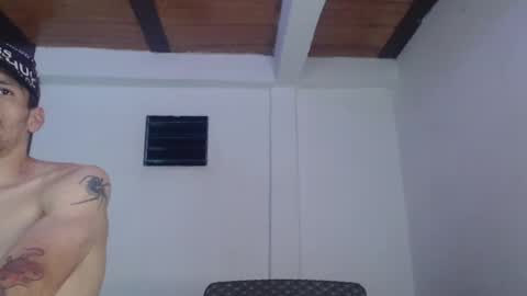 Snapshot of hot_angels___ chatting on 02.04.25 angels online show from 02.04.25