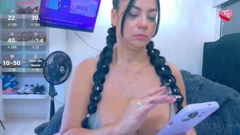 VALENTINA online show from 11.08.25