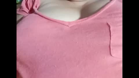 Snapshot of hot_boobs21 chatting on 02.08.25 hot_boobs21 online show from 02.08.25