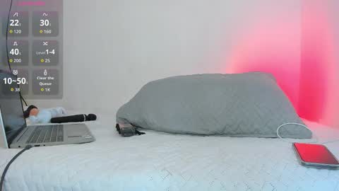 hot boy 04 online show from 12.04.25