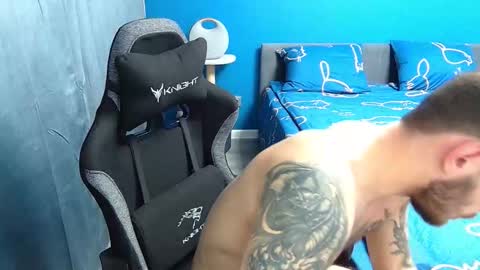 Snapshot of hot_cap_77 chatting on 02.15.26 hot_cap_77 online show from 02.15.26