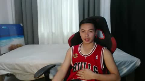 Snapshot of hot_chanie chatting on 10.09.25 chan chan online show from 10.09.25