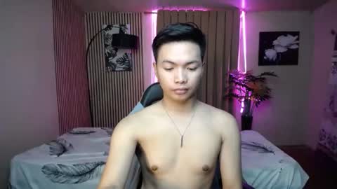 Snapshot of hot_chanie chatting on 11.06.25 chan chan online show from 11.06.25