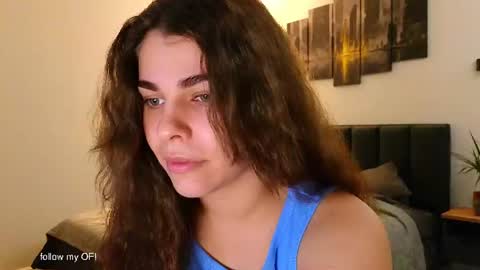 Snapshot of hot_chill__ chatting on 06.15.26 LiluCaroline online show from 06.15.26