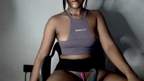 sonia  mis choco online show from 11.04.25