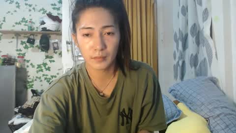 its me CLAUDIA online show from 12.30.24