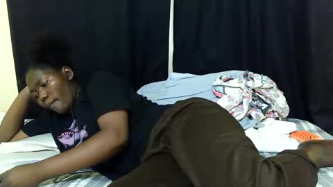 Snapshot of hot_darling95 chatting on 10.09.25 Milly online show from 10.09.25