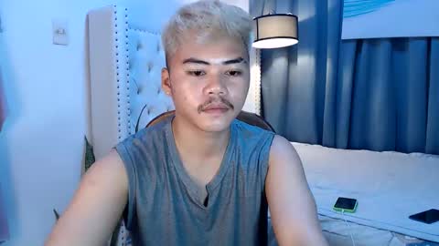 Snapshot of hot_emmanuel chatting on 04.26.26 hot_emmanuel online show from 04.26.26