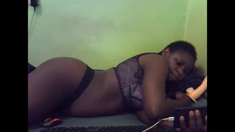 Snapshot of hot_girlly chatting on 11.16.25 hot_girlly online show from 11.16.25