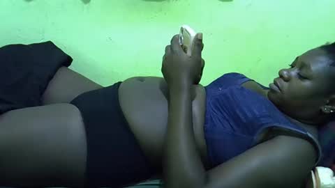 Snapshot of hot_girlly chatting on 01.17.26 hot_girlly online show from 01.17.26