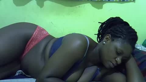 Snapshot of hot_girlly chatting on 02.15.26 hot_girlly online show from 02.15.26