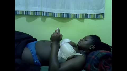 Snapshot of hot_girlly chatting on 02.20.26 hot_girlly online show from 02.20.26