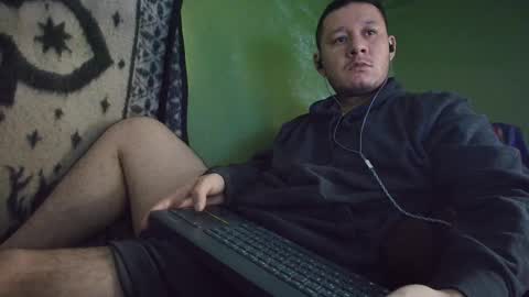 hot_guy36 online show from 12.14.25