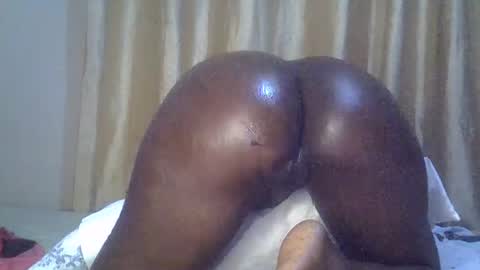 Snapshot of hot_jasmin08 chatting on 11.19.25 tasha online show from 11.19.25