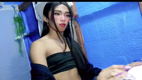 Snapshot of hot_khianna chatting on 03.11.26 Khianna online show from 03.11.26