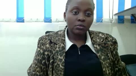 Linah online show from 11.26.25