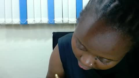 Linah online show from 12.22.25