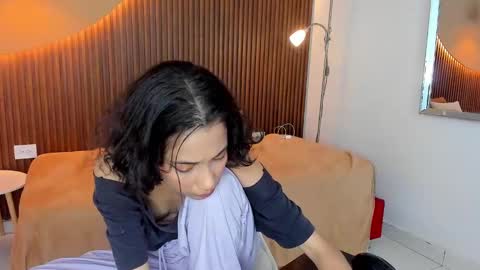 Snapshot of hot_little_bunny chatting on 12.03.24 Alana online show from 12.03.24