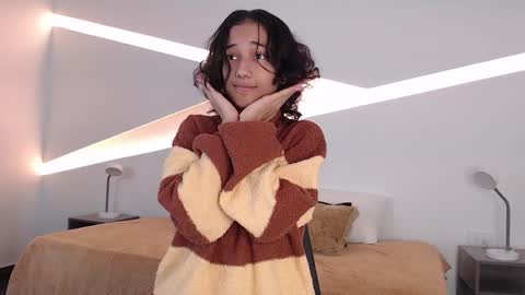 Snapshot of hot_little_bunny chatting on 12.24.24 Alana online show from 12.24.24