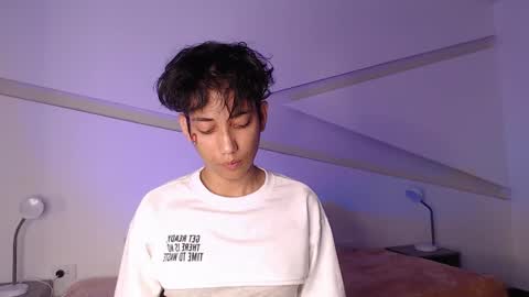 Snapshot of hot_little_bunny chatting on 03.01.25 Alana online show from 03.01.25