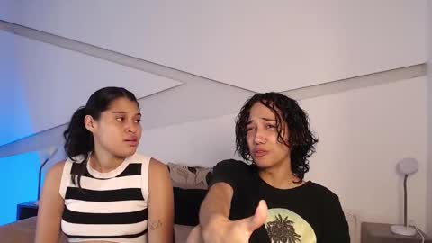 Snapshot of hot_little_bunny chatting on 11.12.25 Alana online show from 11.12.25