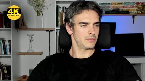 Snapshot of hot_martin25 chatting on 12.22.24 Martin online show from 12.22.24