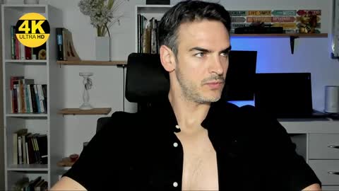 Snapshot of hot_martin25 chatting on 01.06.25 Martin online show from 01.06.25