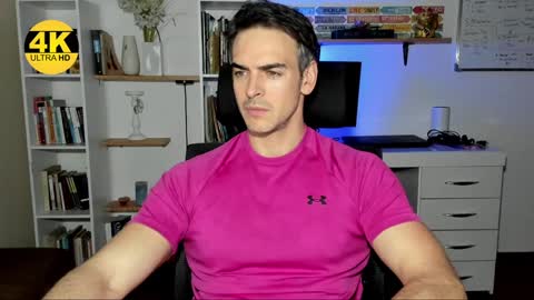 Snapshot of hot_martin25 chatting on 01.26.25 Martin online show from 01.26.25