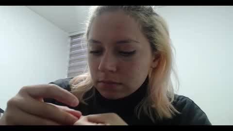 Mia online show from 01.25.25