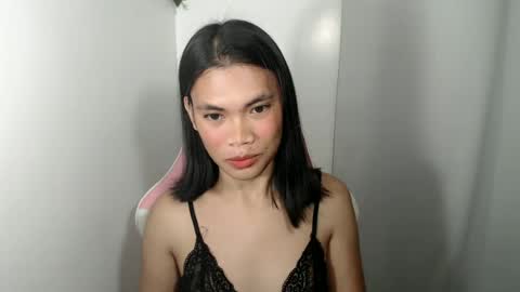 Snapshot of hot_pauline chatting on 06.18.26 hot_pauline online show from 06.18.26