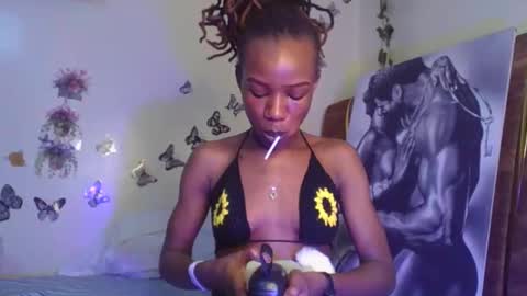 hot petite100 online show from 10.26.25