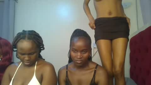 Petite online show from 07.12.26
