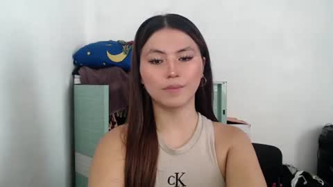 Snapshot of hot_precious_nikki chatting on 04.27.26 Nikki online show from 04.27.26