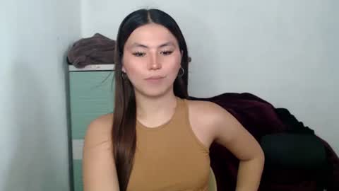 Snapshot of hot_precious_nikki chatting on 05.07.26 Nikki online show from 05.07.26
