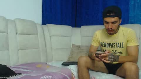 Hot Sharks   online show from 03.03.26