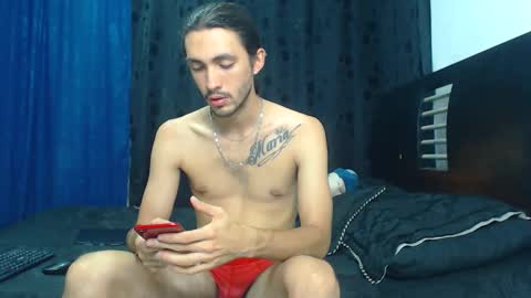 Hot Sharks   online show from 04.03.26