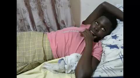 Snapshot of hot_shawrry chatting on 03.04.25 hot_shawrry online show from 03.04.25