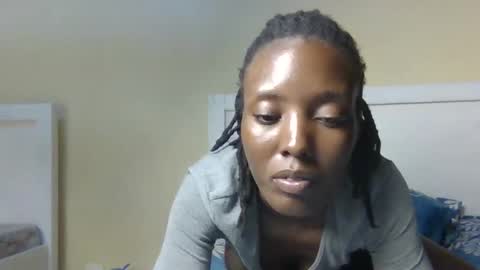 Snapshot of hot_velvet2 chatting on 01.12.26 hot_velvet2 online show from 01.12.26