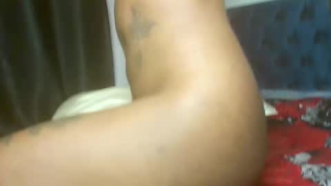 hot_velvet2 online show from 03.16.26