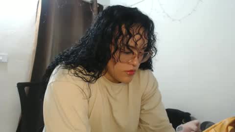 Snapshot of hotandpower10 chatting on 12.06.24 Hot and PowerHOPE U MISS ME online show from 12.06.24