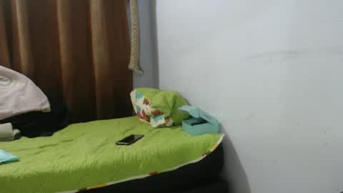 Snapshot of hotandpower10 chatting on 02.12.25 Hot and PowerHOPE U MISS ME online show from 02.12.25