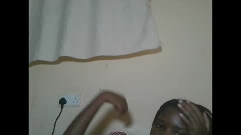 Snapshot of hotbabbee chatting on 09.14.25 love online show from 09.14.25