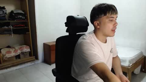 hotbaby6900 online show from 12.17.25